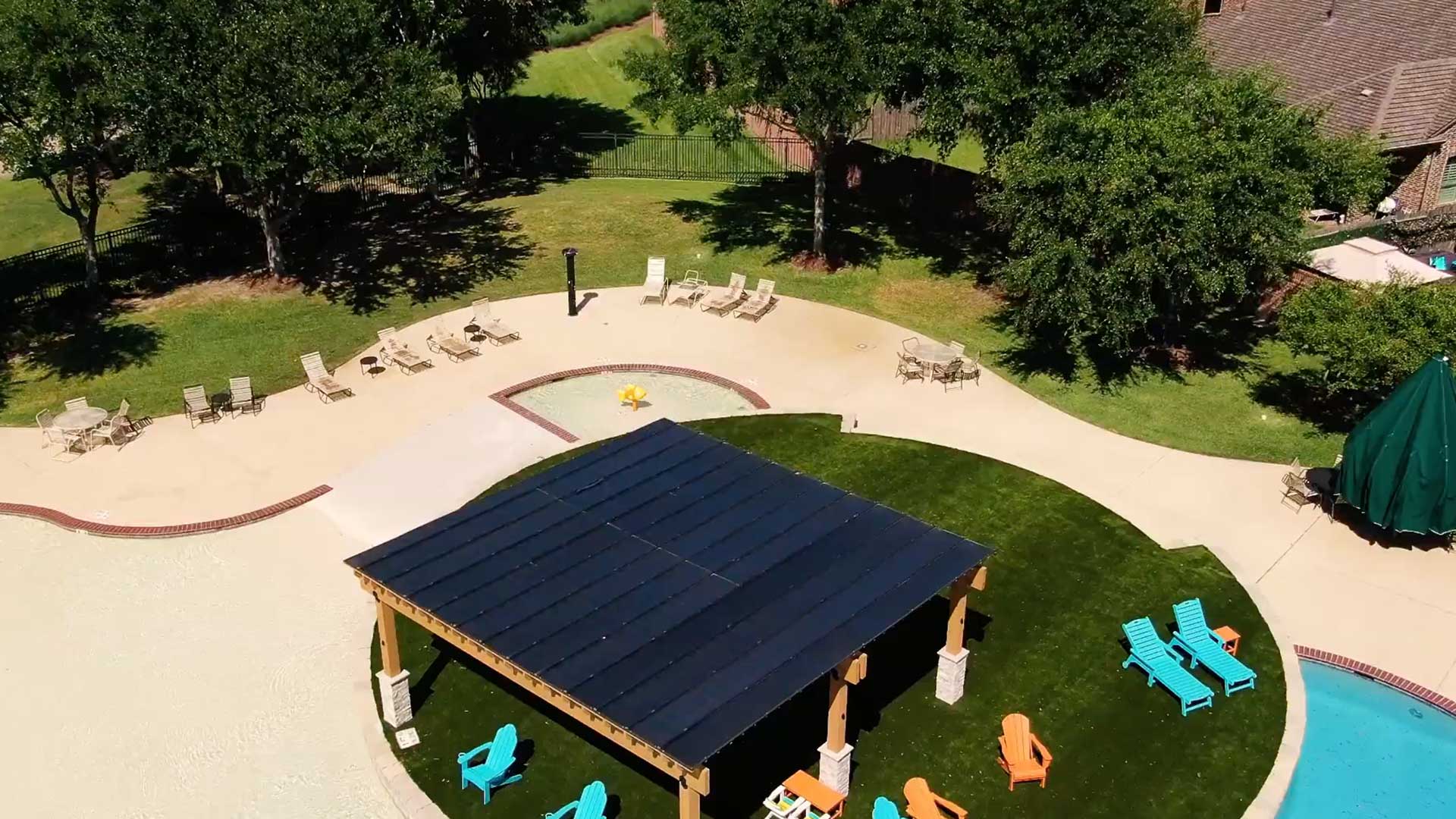Resort-style pool and cabana at the Cypress Point Recreation Center, Tuscan Lakes